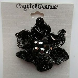 SILVER ROSE PENDANT WITH RHINESTONES